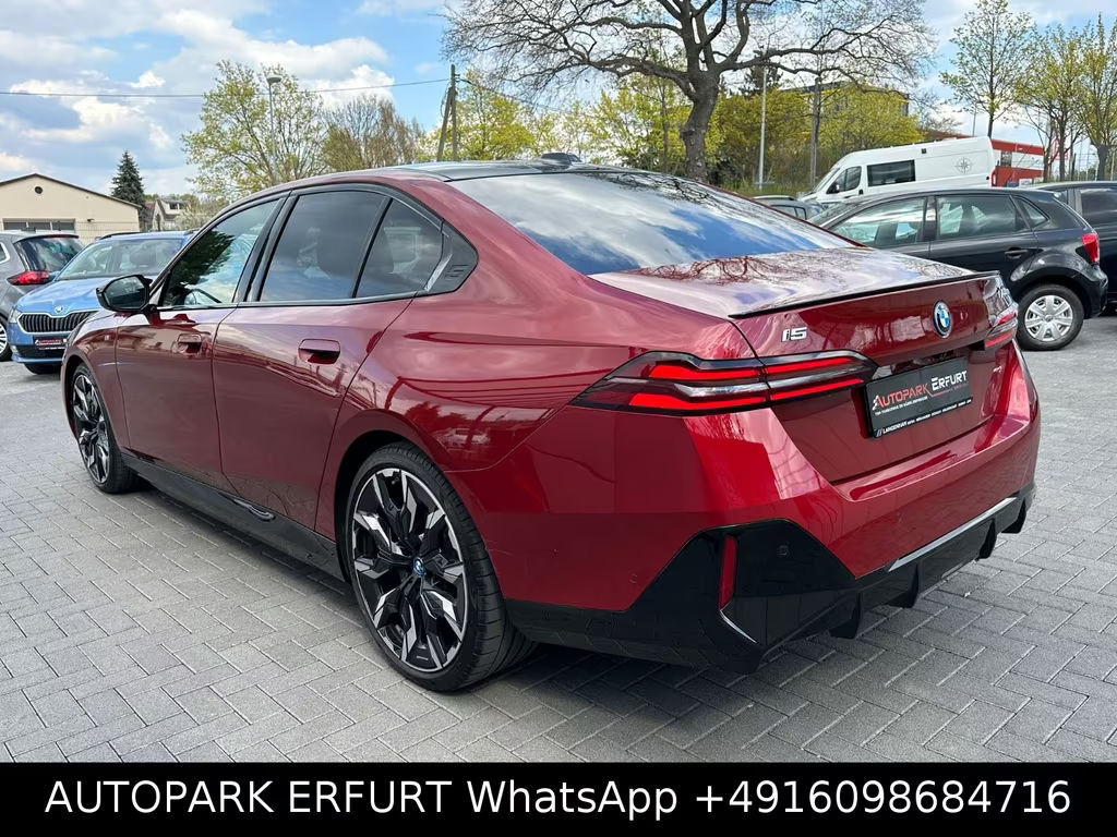 BMW i5