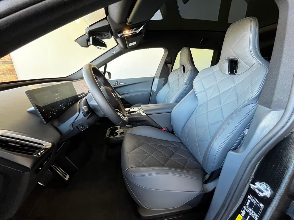 BMW iX