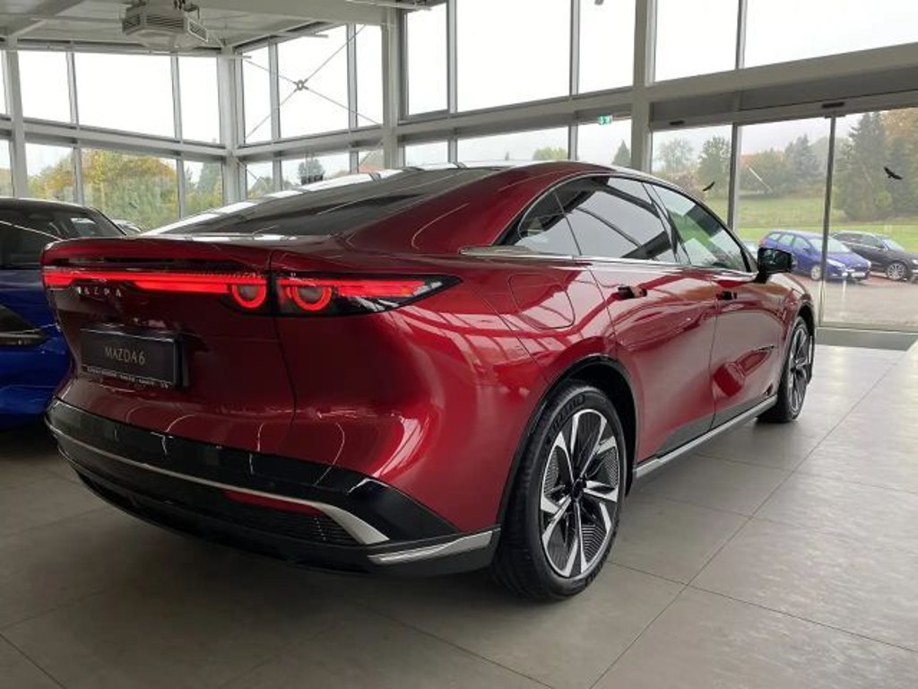 Mazda 6e