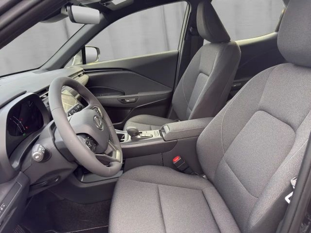 Lexus LBX