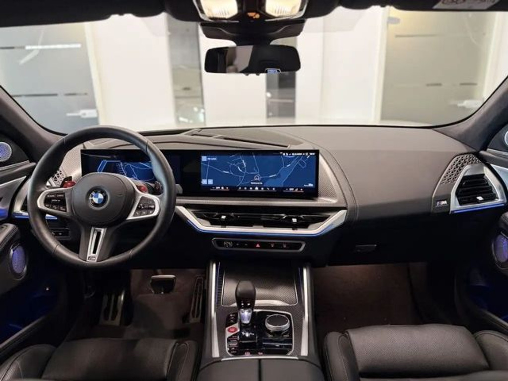 BMW XM