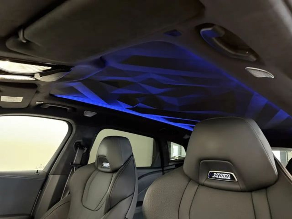 BMW XM