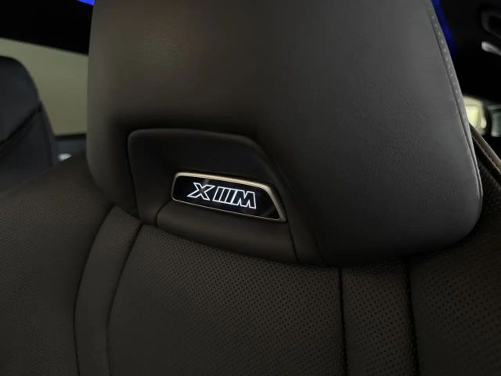 BMW XM