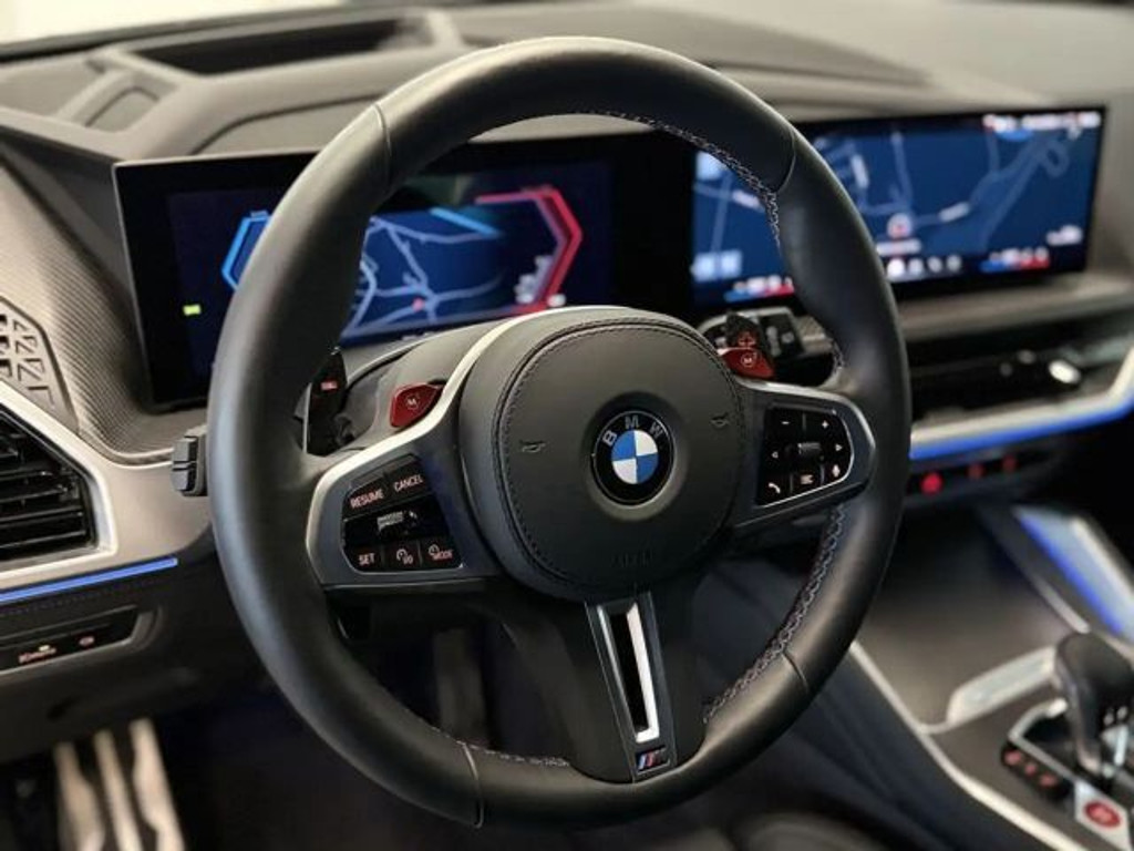 BMW XM