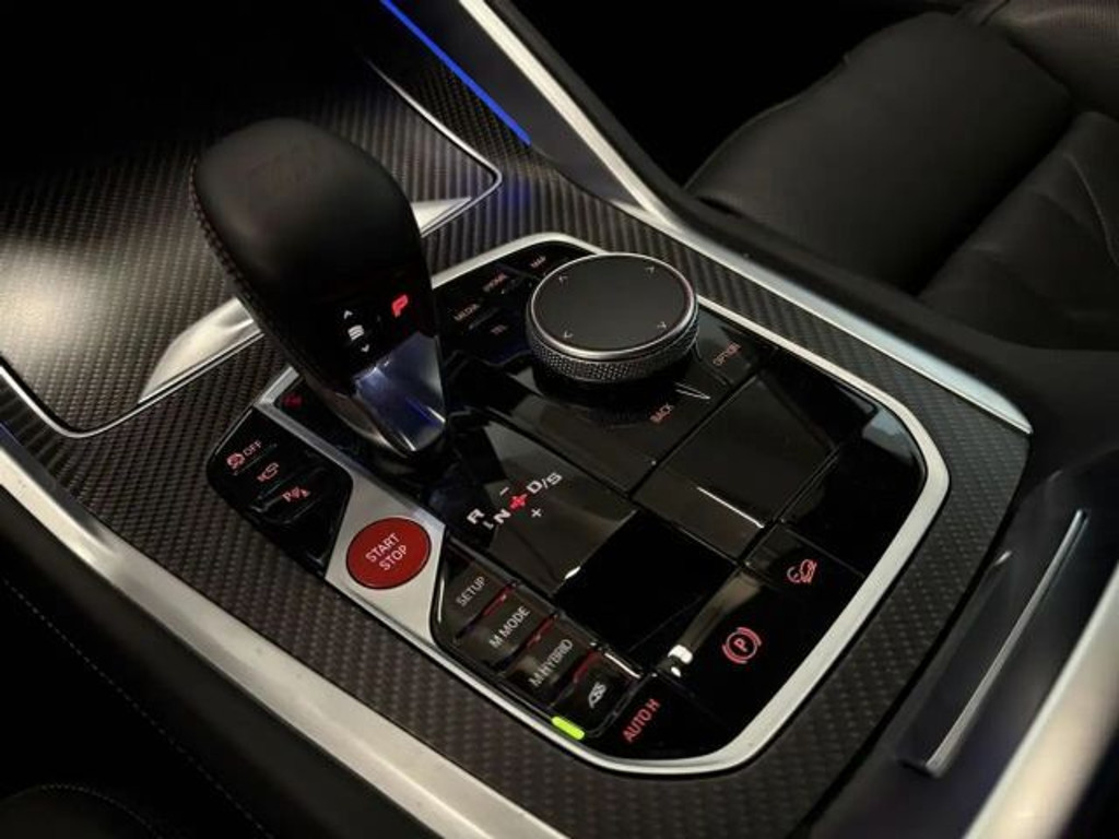 BMW XM