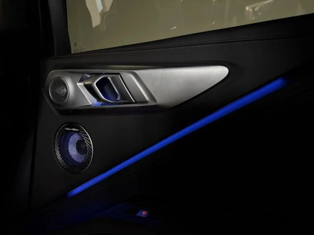 BMW XM