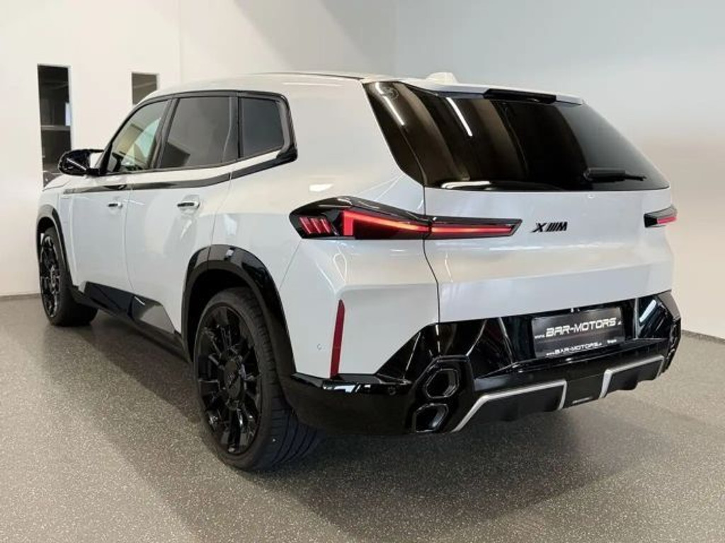 BMW XM