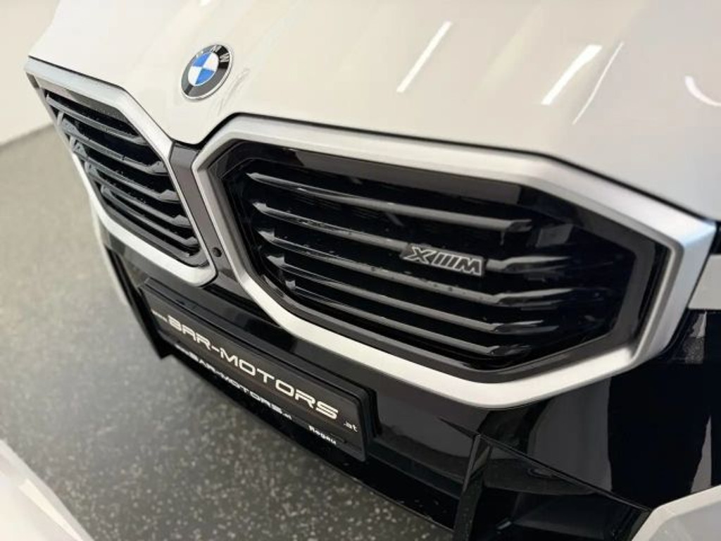 BMW XM