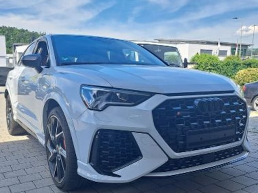 Audi RS Q3 Sportback Quattro S-Tronic