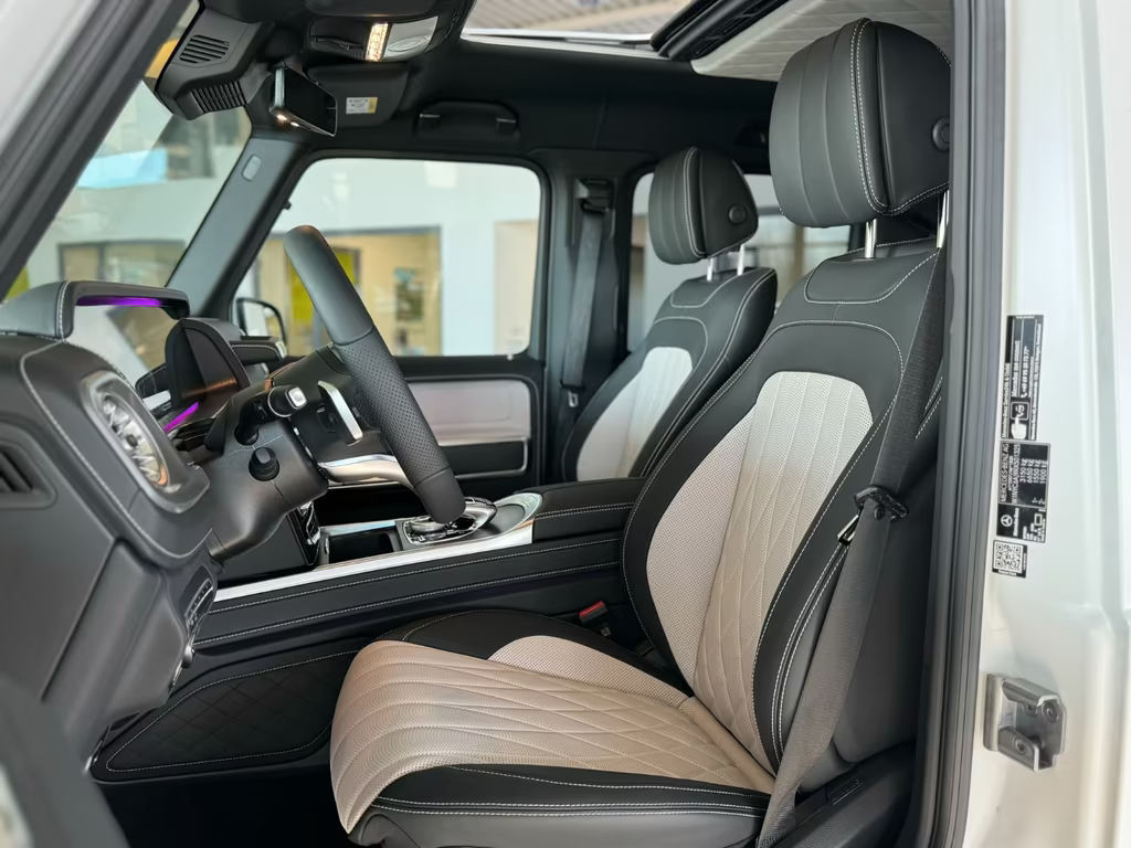 Mercedes-Benz G-Klasse