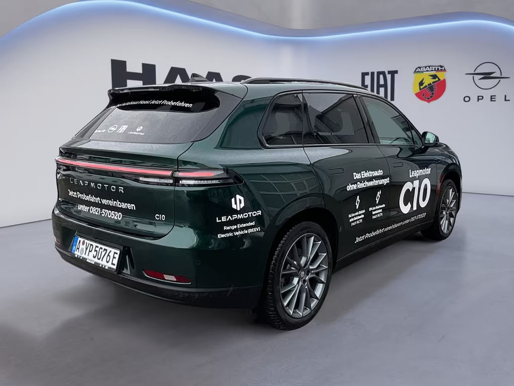 Leapmotor C10
