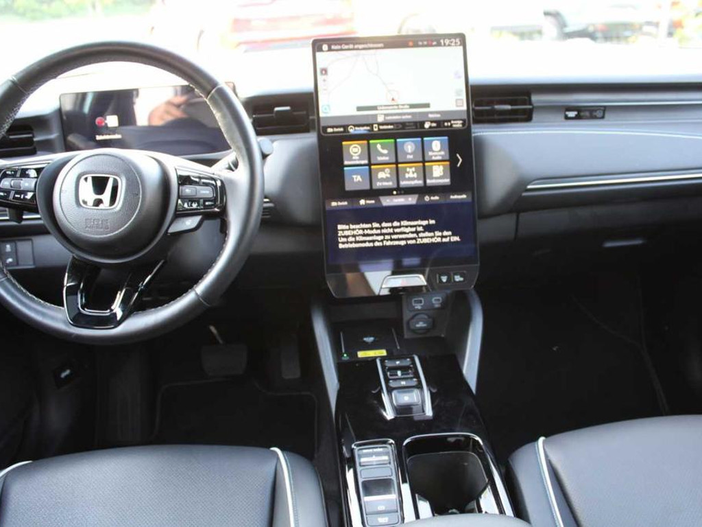 Honda e:Ny1