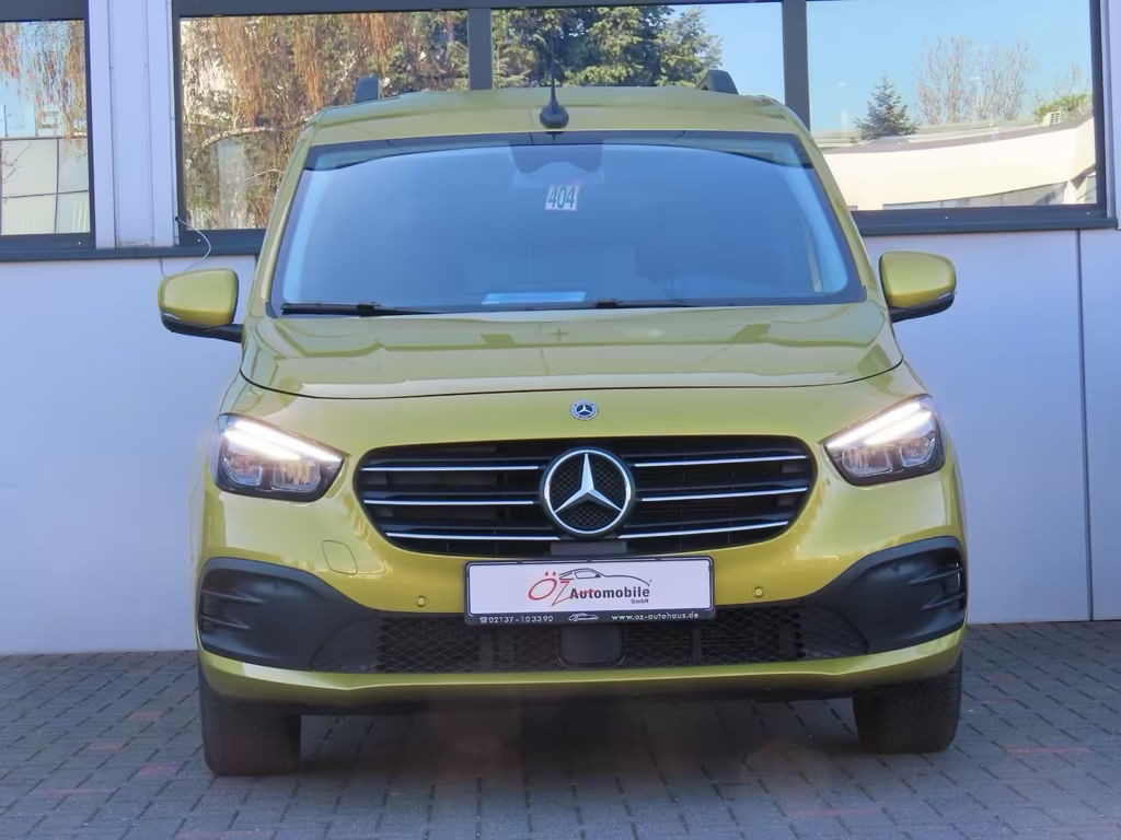 Mercedes-Benz T 180