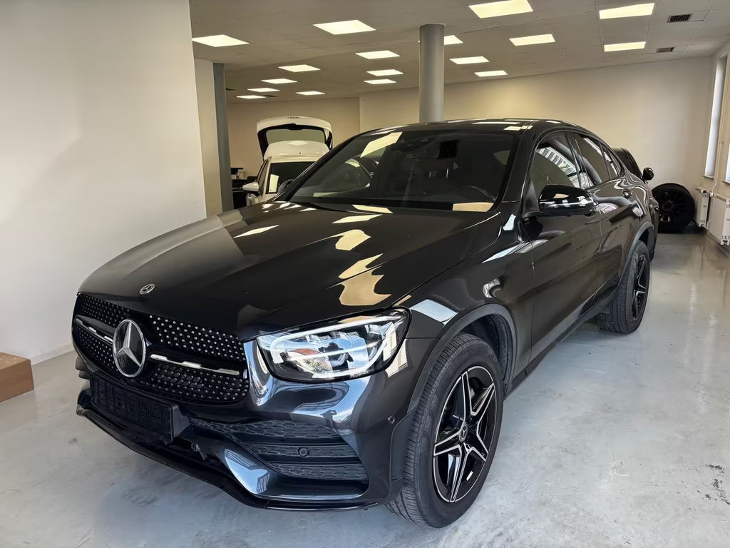 Mercedes-Benz GLC-Klasse GLC 300 4MATIC AMG Line Coupé
