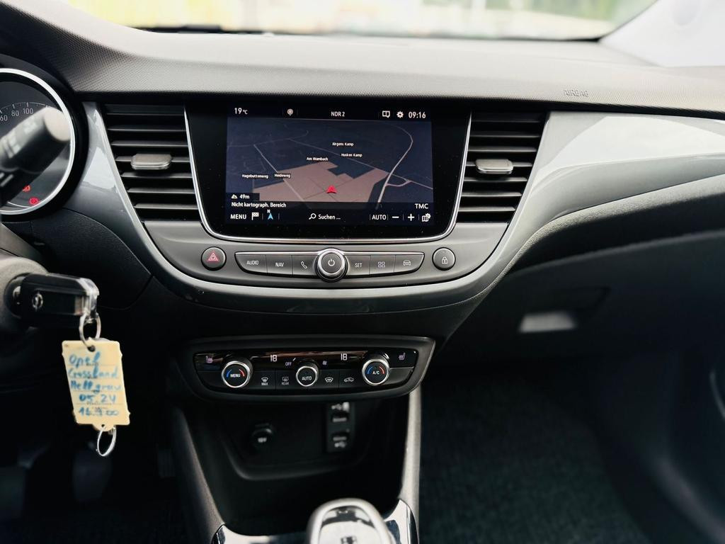 Opel Crossland X