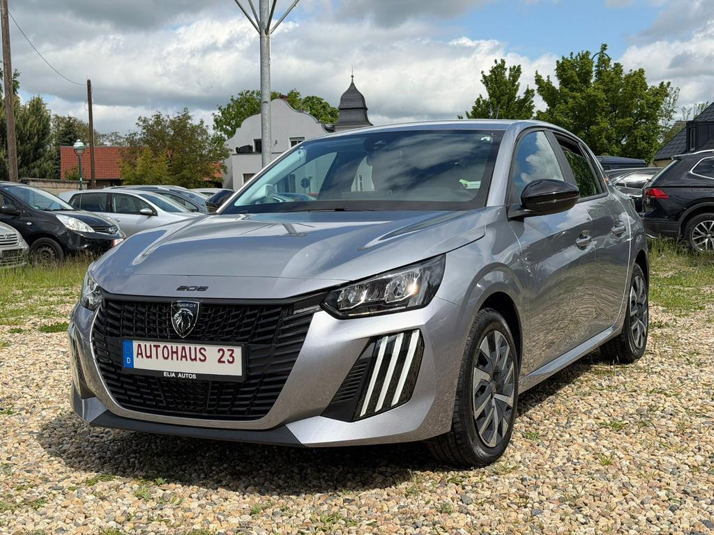 Peugeot e-208