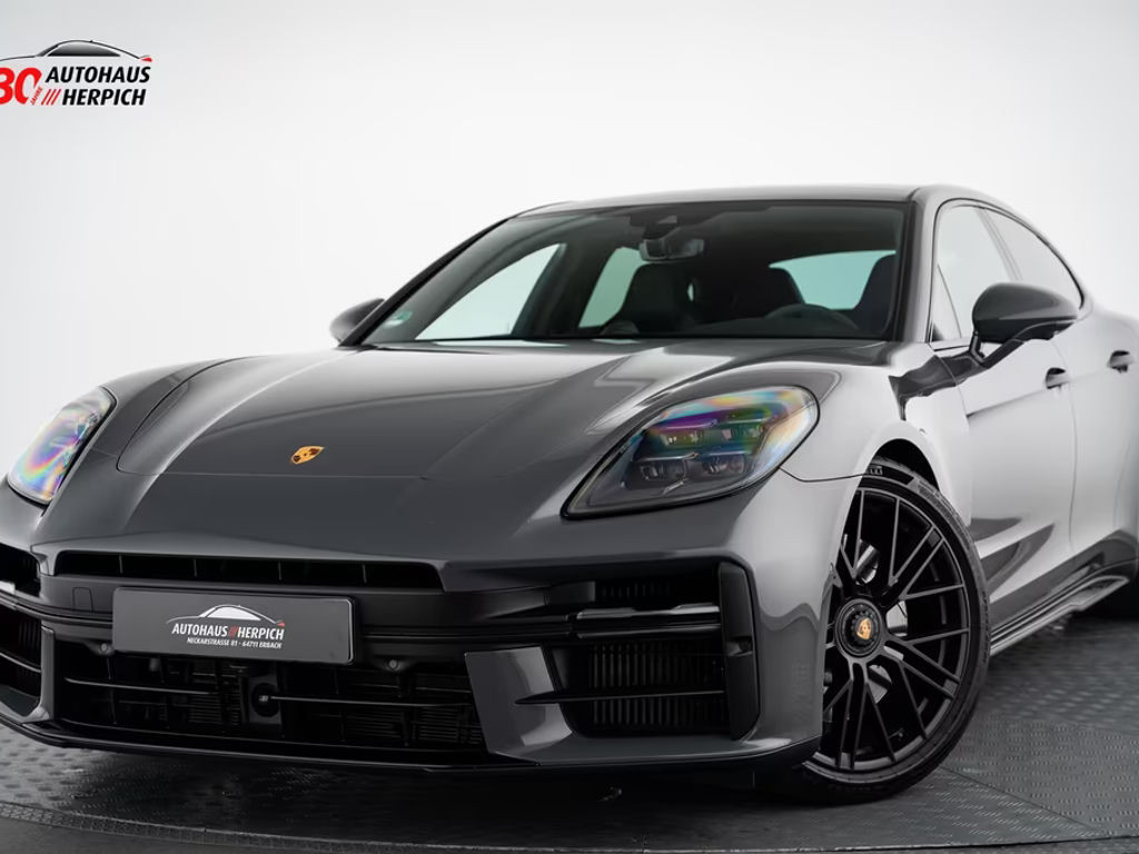 Porsche Panamera GTS