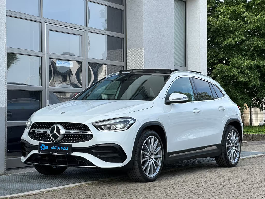 Mercedes-Benz GLA-Klasse GLA 200 4MATIC AMG Line