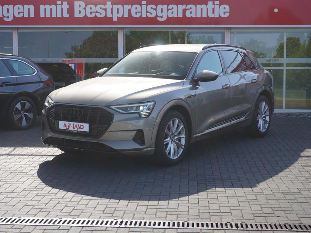 Audi e-tron Quattro S-Line 50