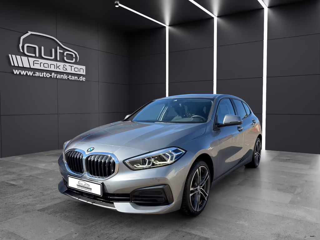 BMW 1 Serie 118 *LED*Apple*Navi*PDC*Fernlichtassistent*DAB*