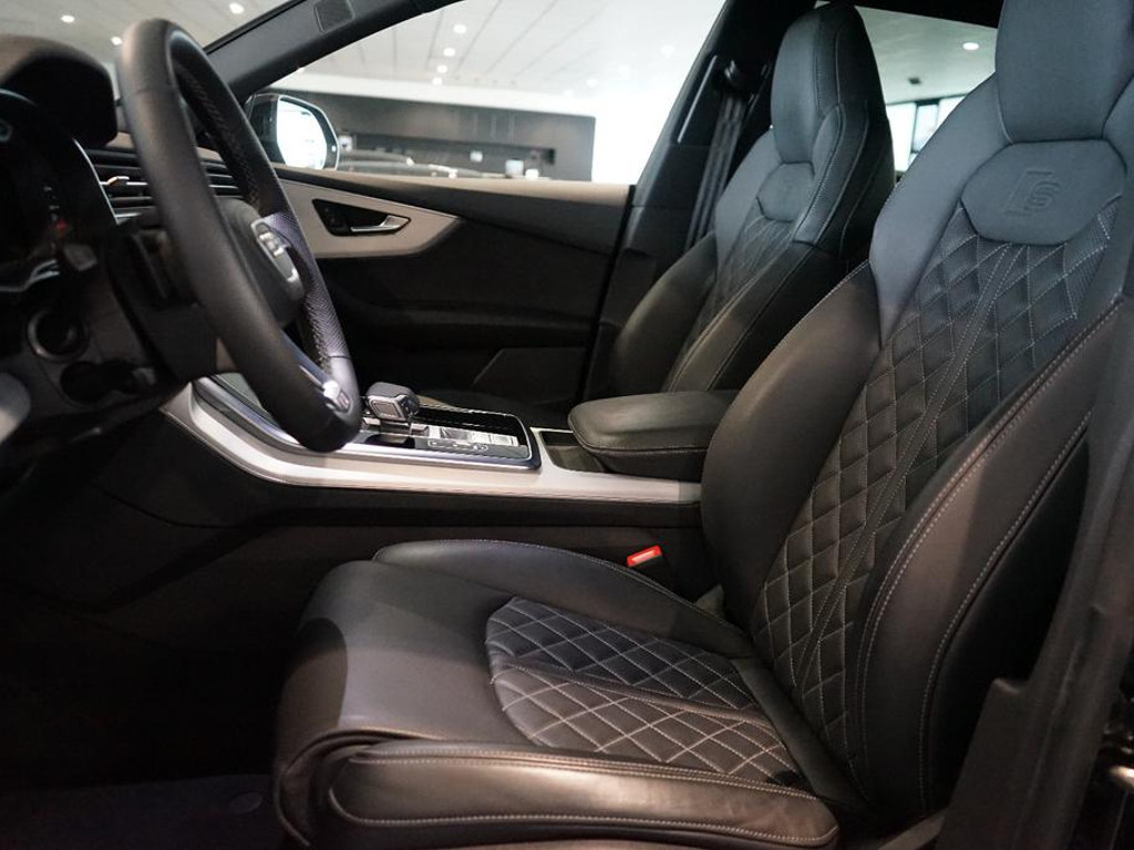 Audi Q8 Quattro S-Line 50 TDI