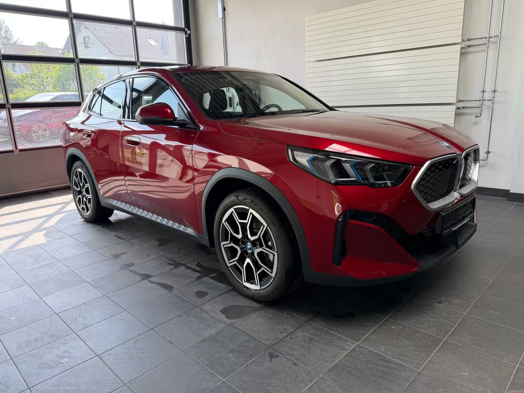 BMW iX2