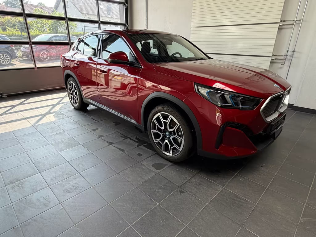 BMW iX2