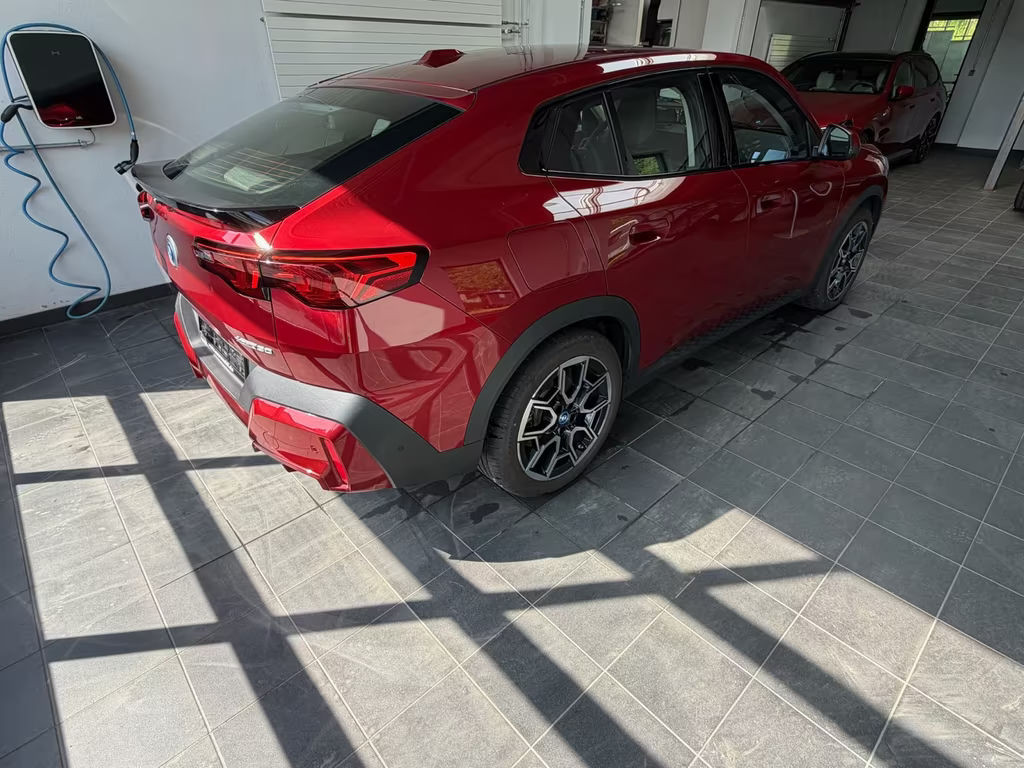BMW iX2