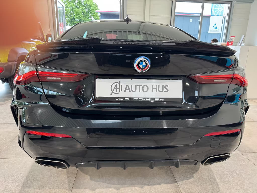 BMW M440