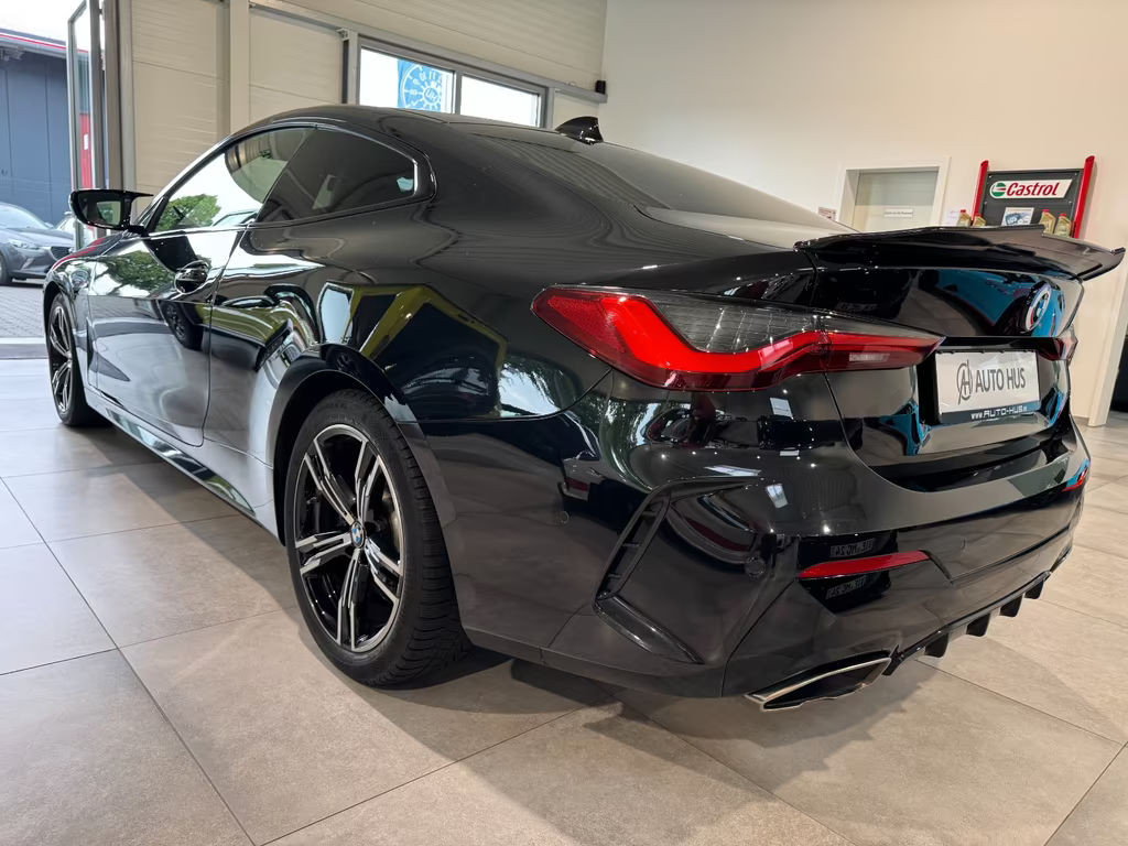 BMW M440