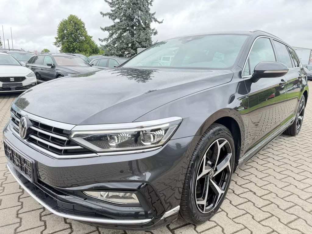 Volkswagen Passat Variant R-Line IQ.Drive Elegance Elegance