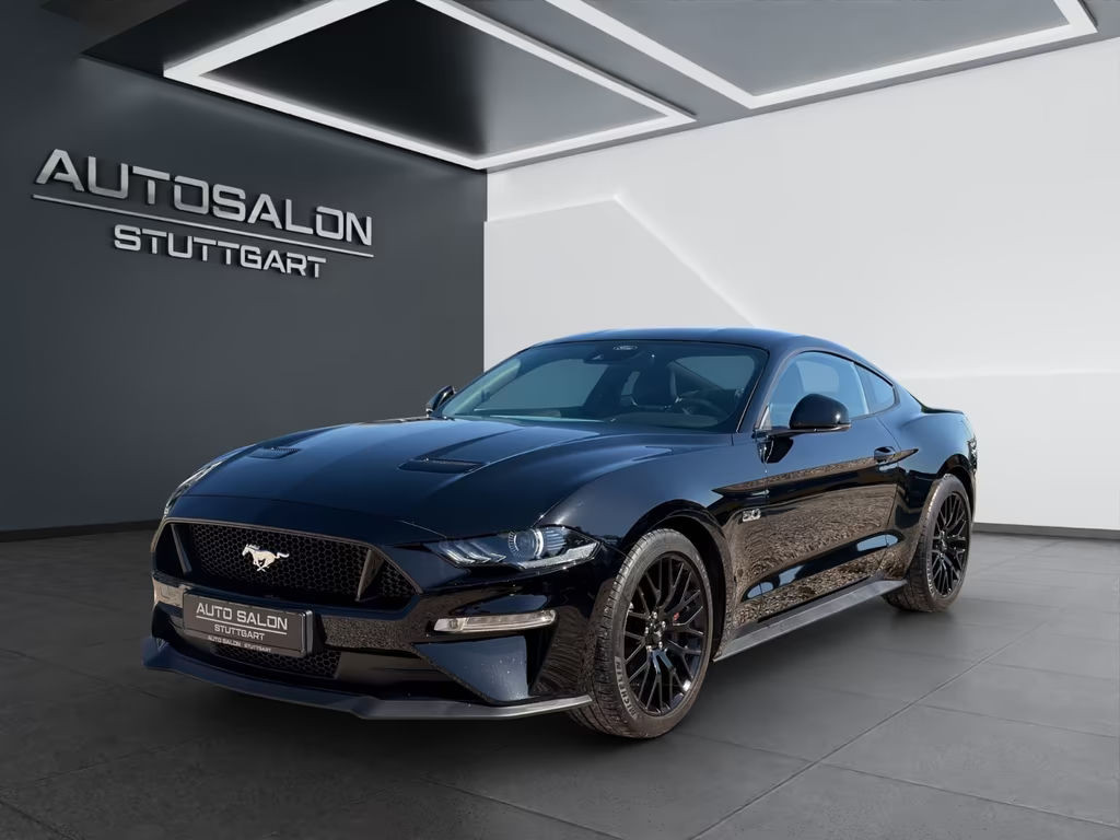 Ford Mustang Fastback GT 5.0 V8