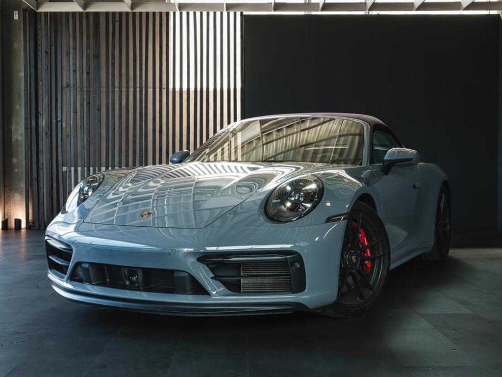 Porsche 911