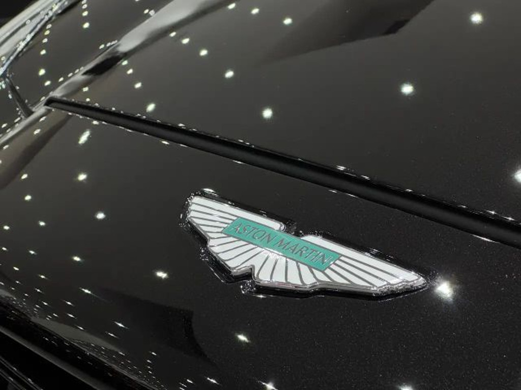 Aston Martin DBX