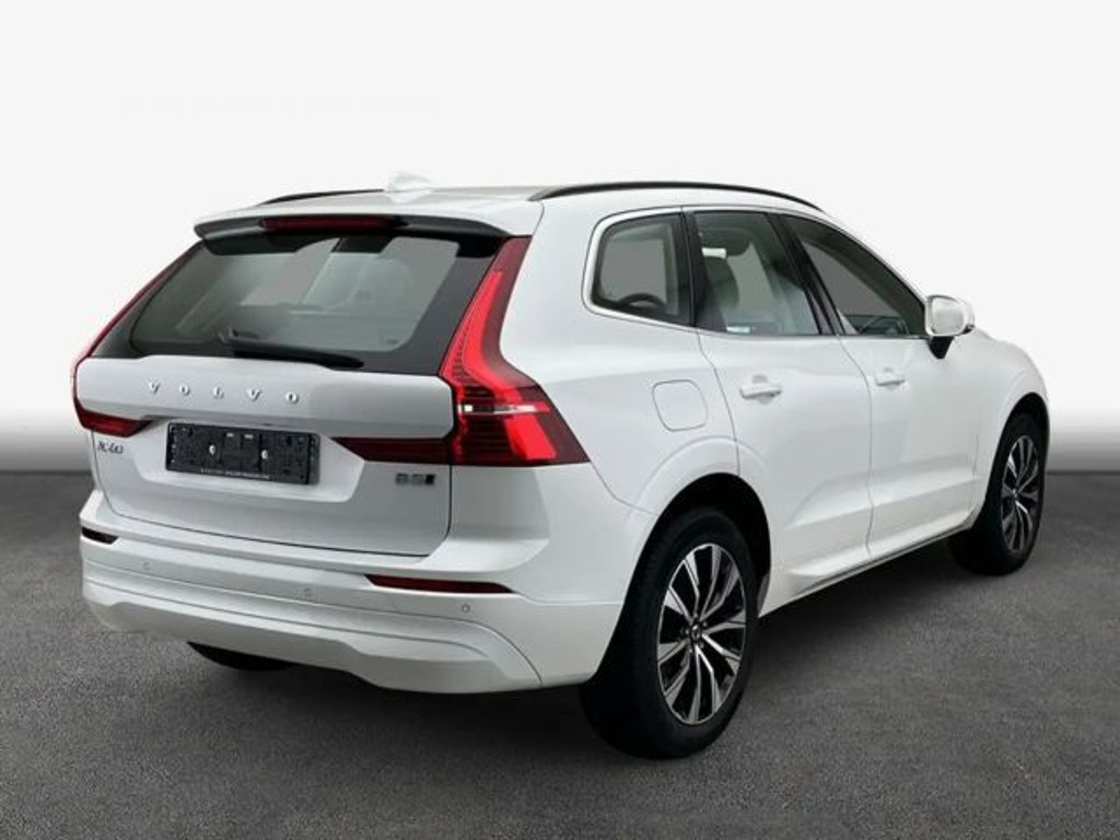 Volvo XC60 AWD Core