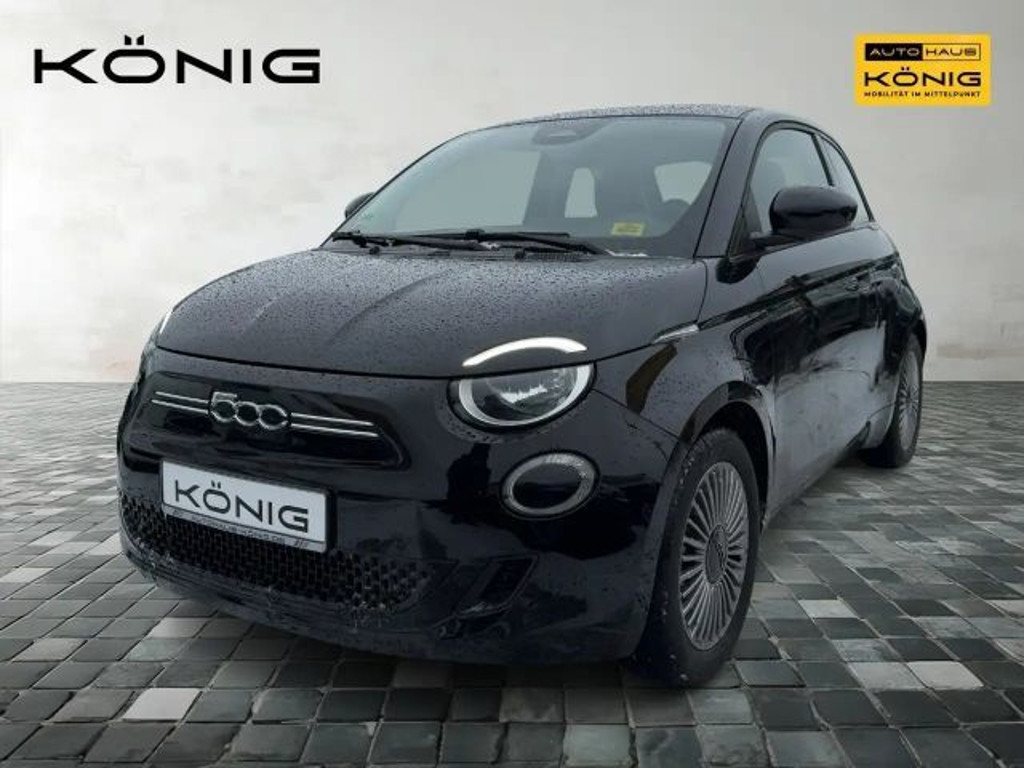 Fiat 500e Automatik, CarPlay