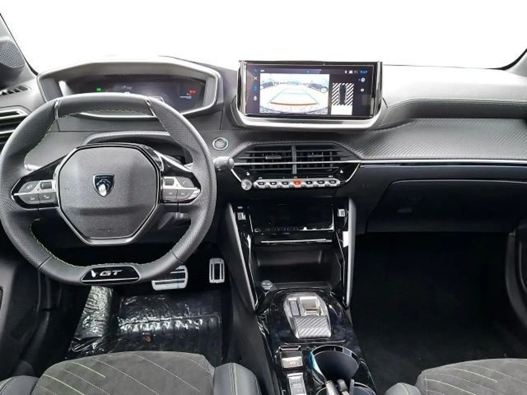 Peugeot e-208