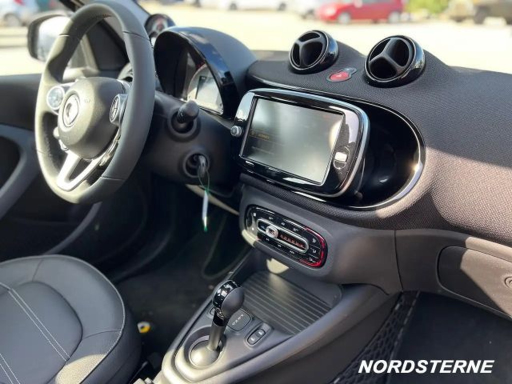 Smart EQ forfour