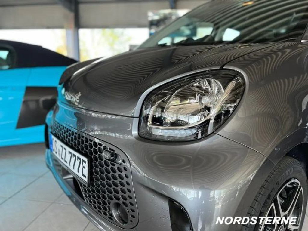 Smart EQ forfour