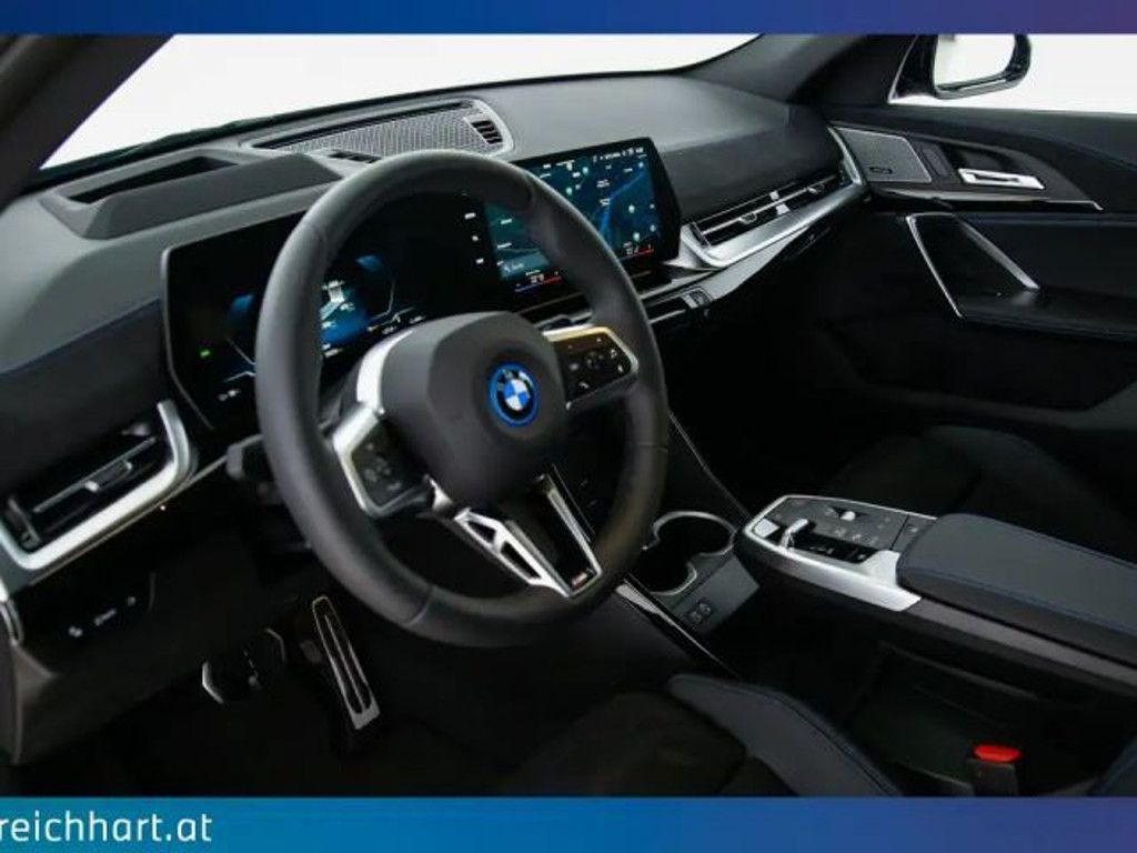 BMW iX2