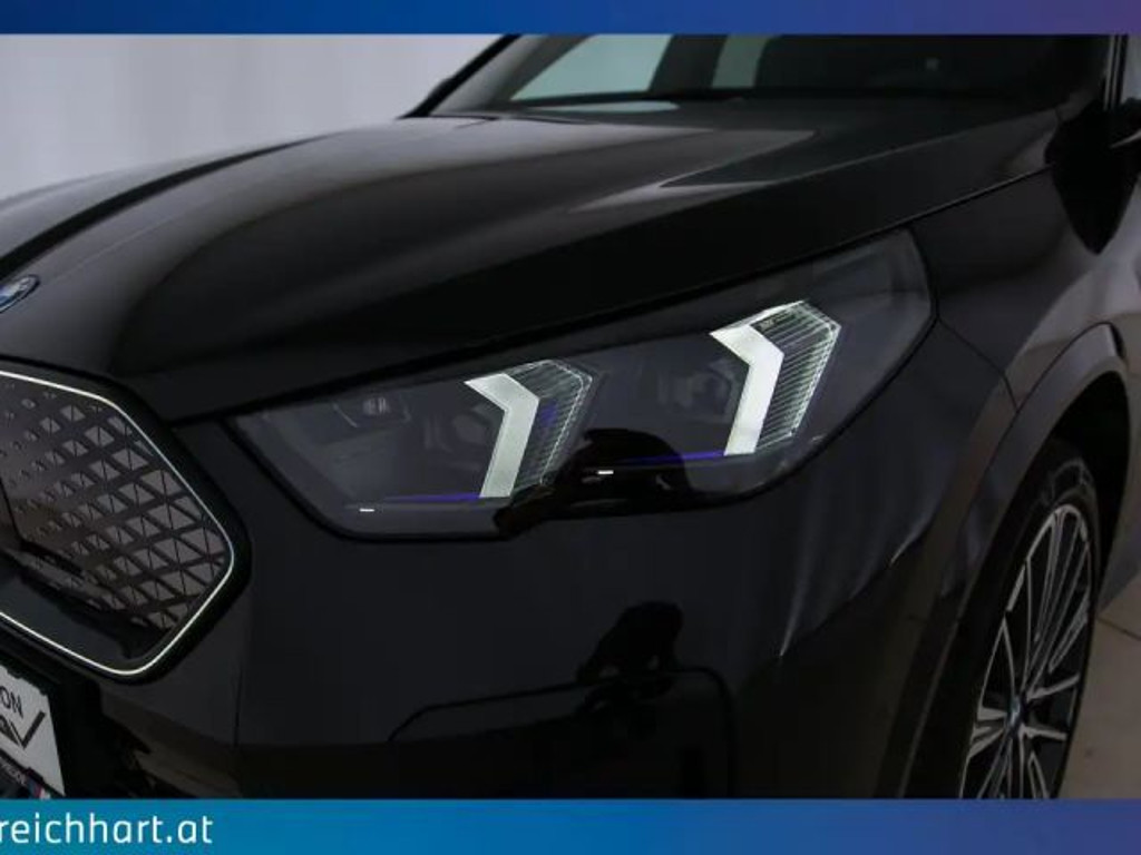 BMW iX2