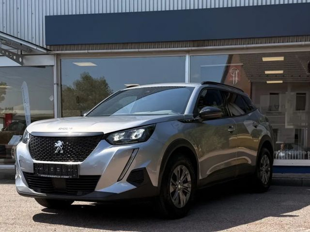 Peugeot 2008 PureTech Style Active Pack