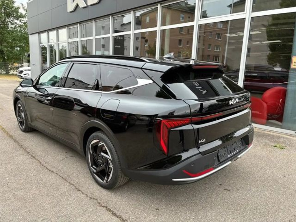 Kia K4