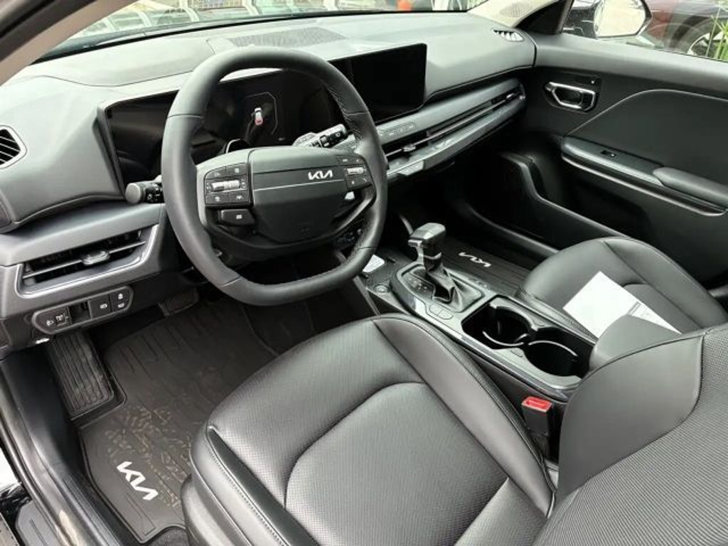 Kia K4