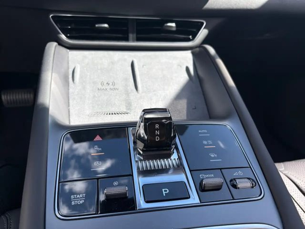 BYD Sealion 7