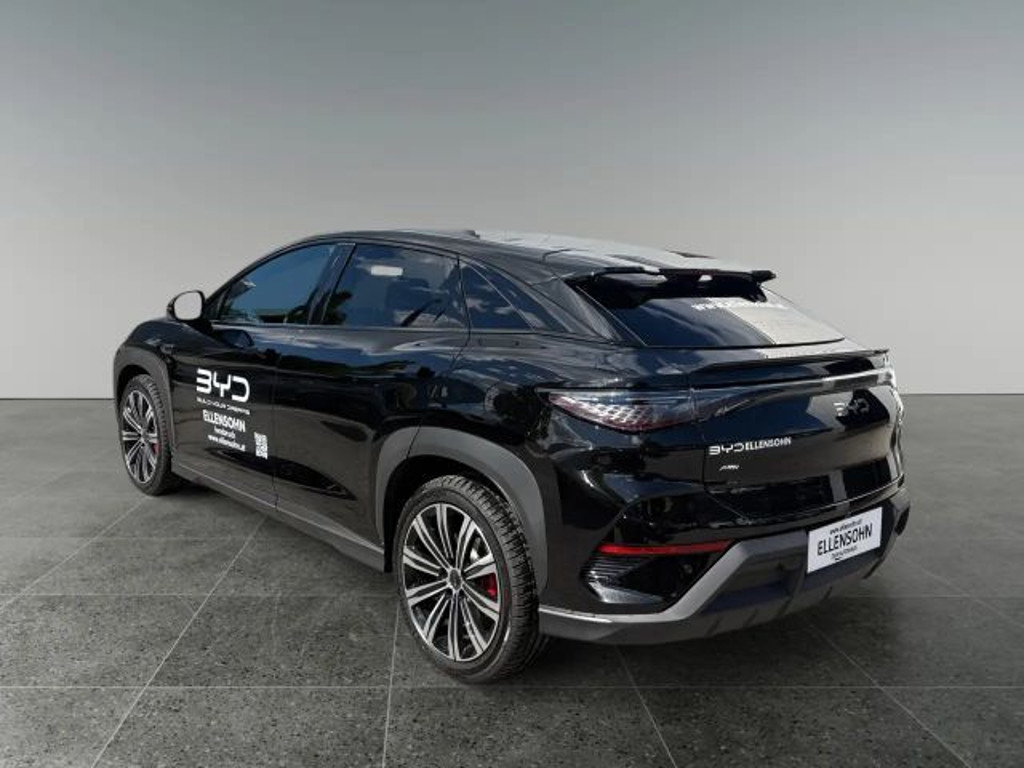 BYD Sealion 7