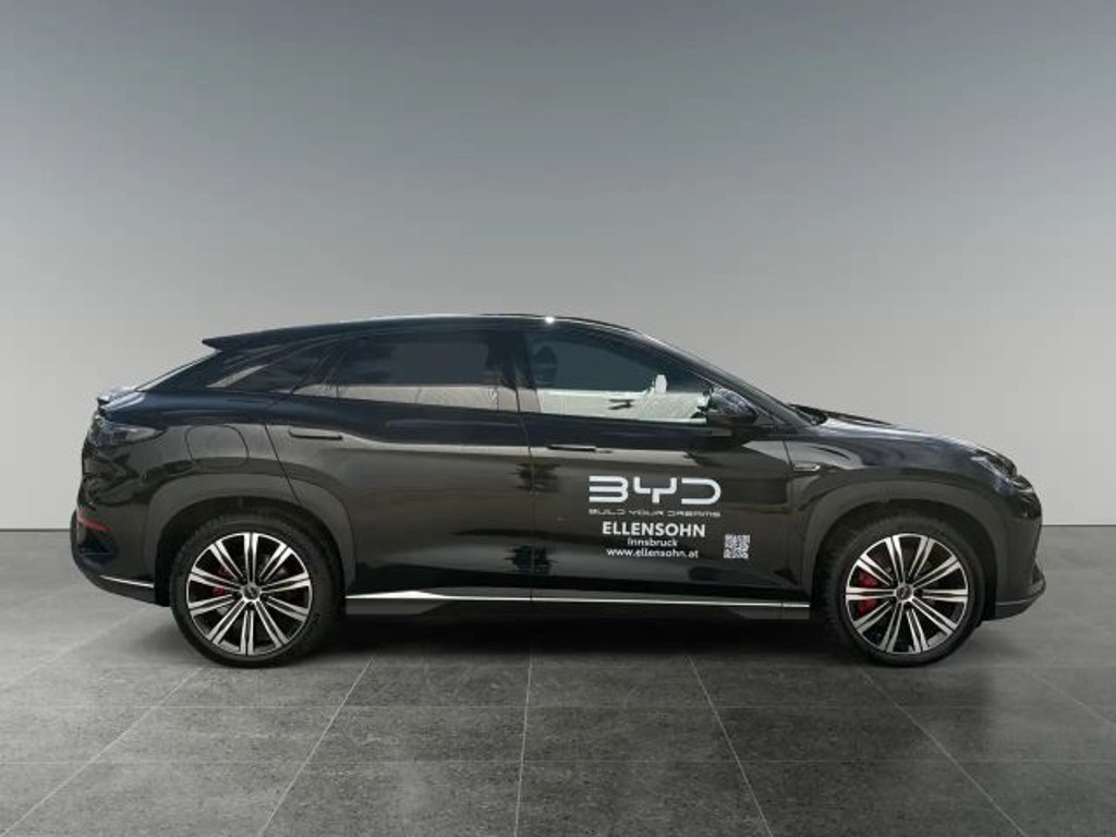 BYD Sealion 7