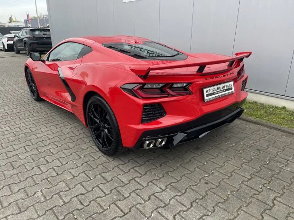 Corvette C8