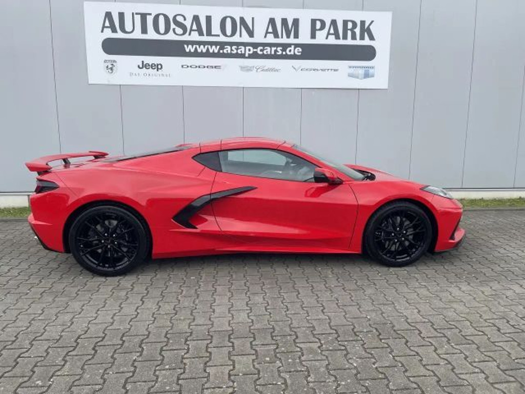 Corvette C8