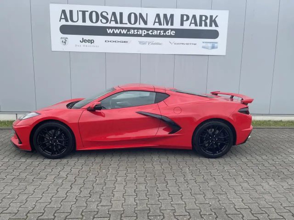 Corvette C8